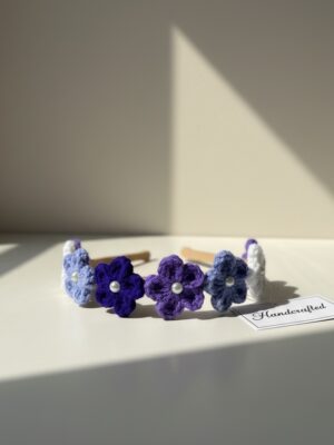 Handcrafted Elegance: The Royal Blue Woolen Hairband
